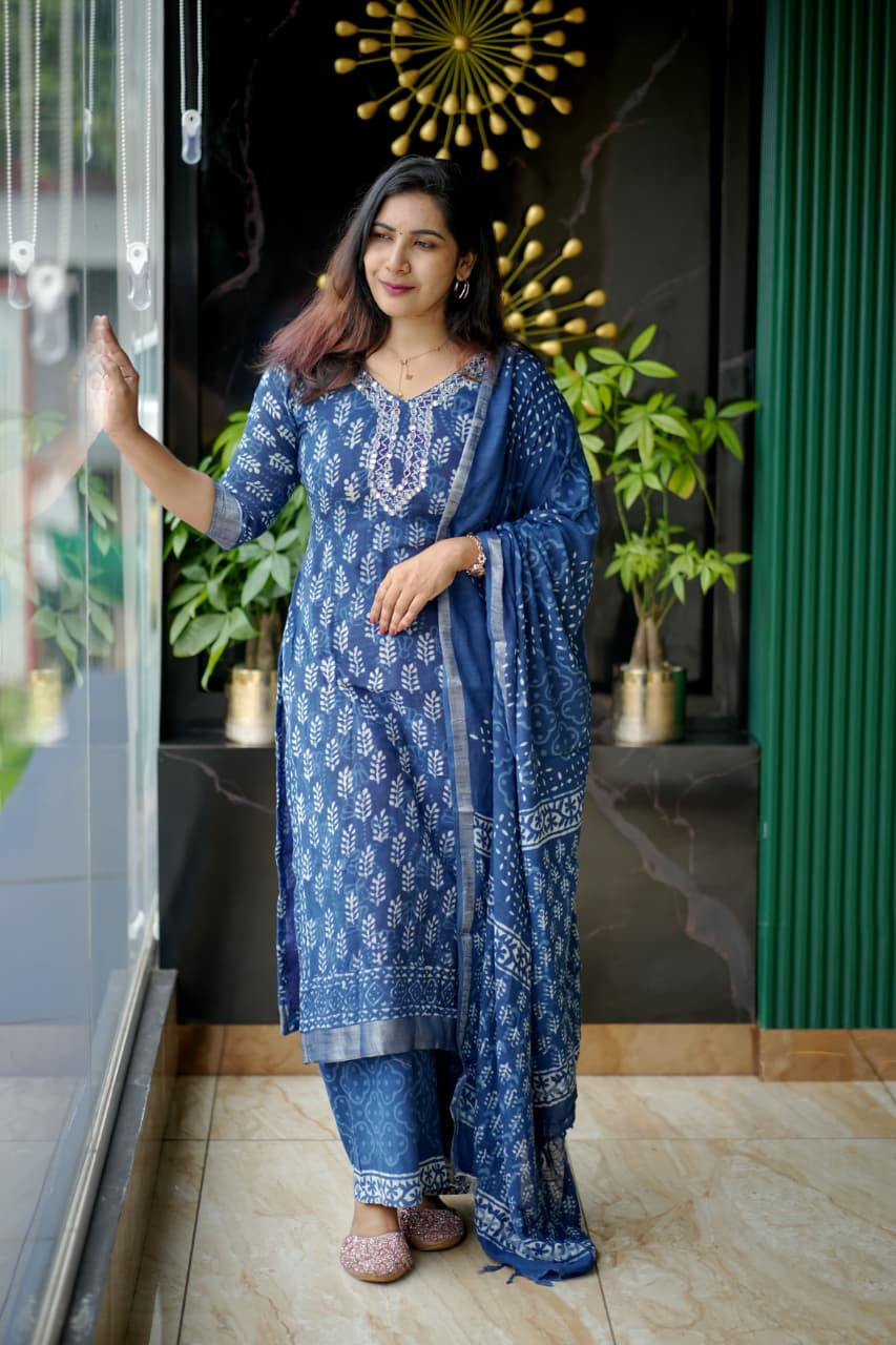 NEELI