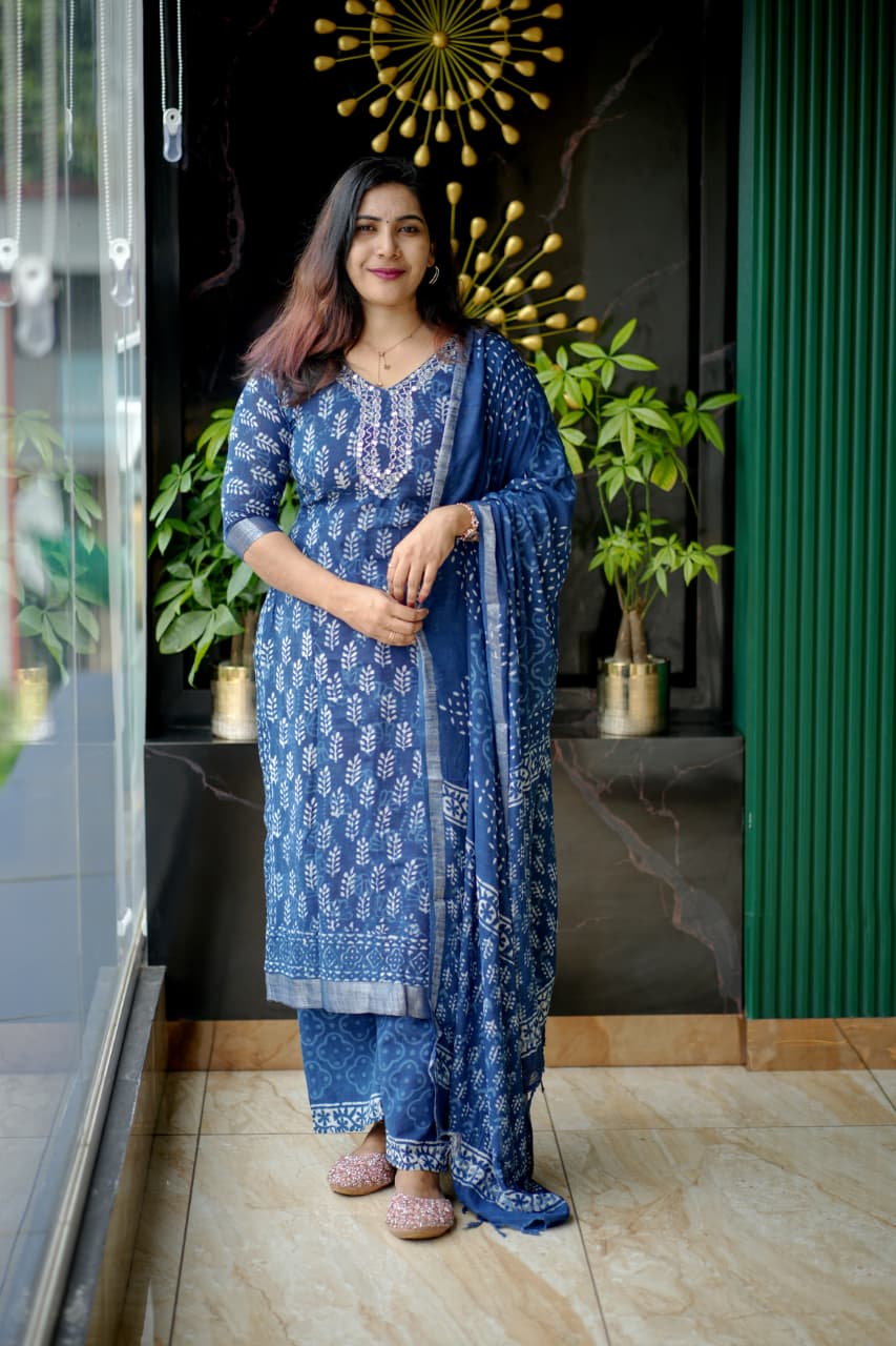 NEELI