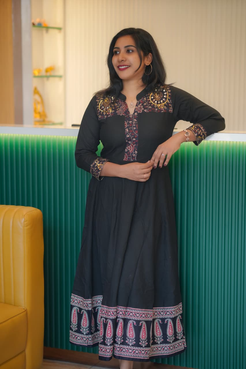 Beautiful Rayon Umbrella Kurti