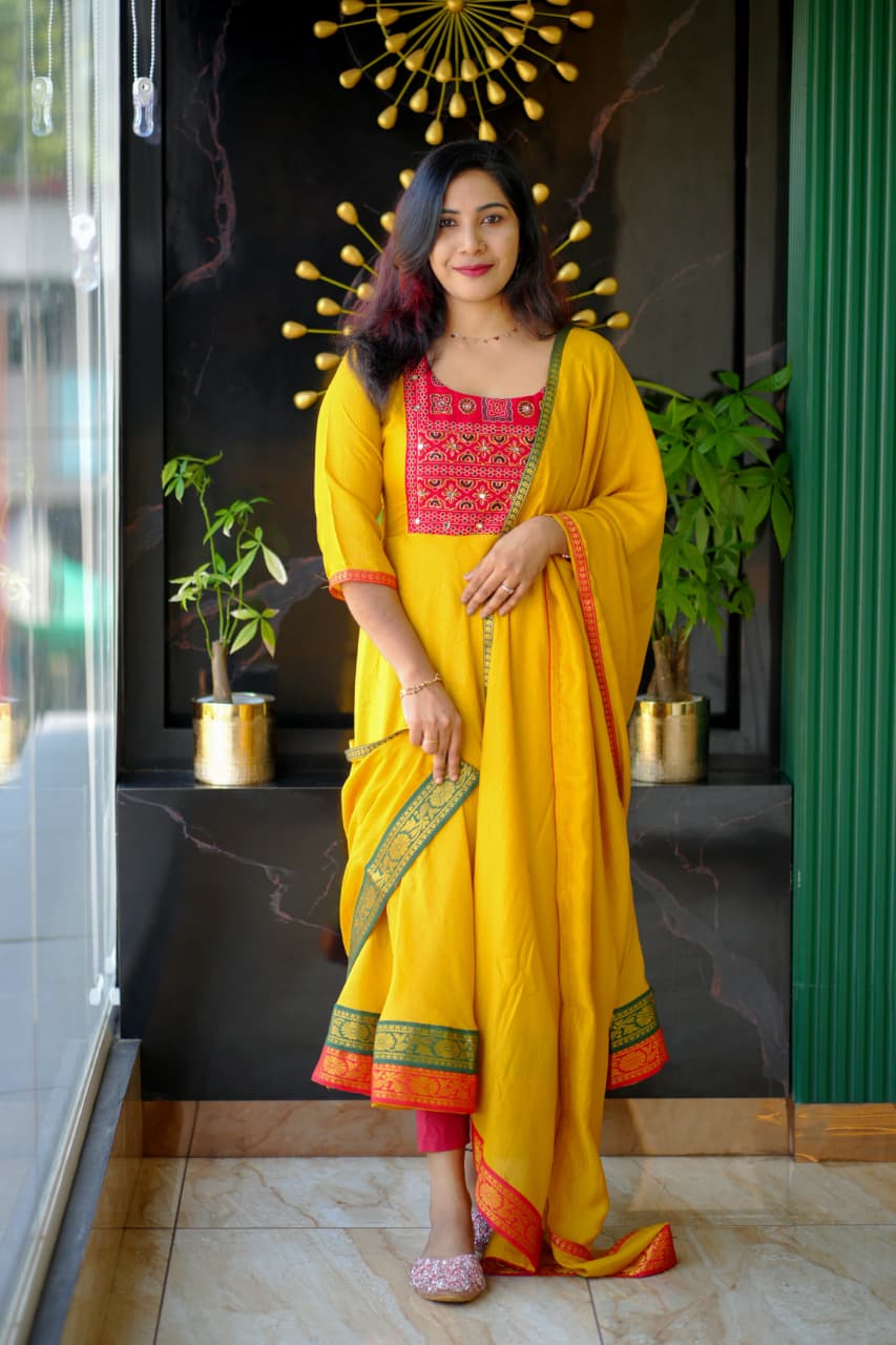 TWO PIECE SET