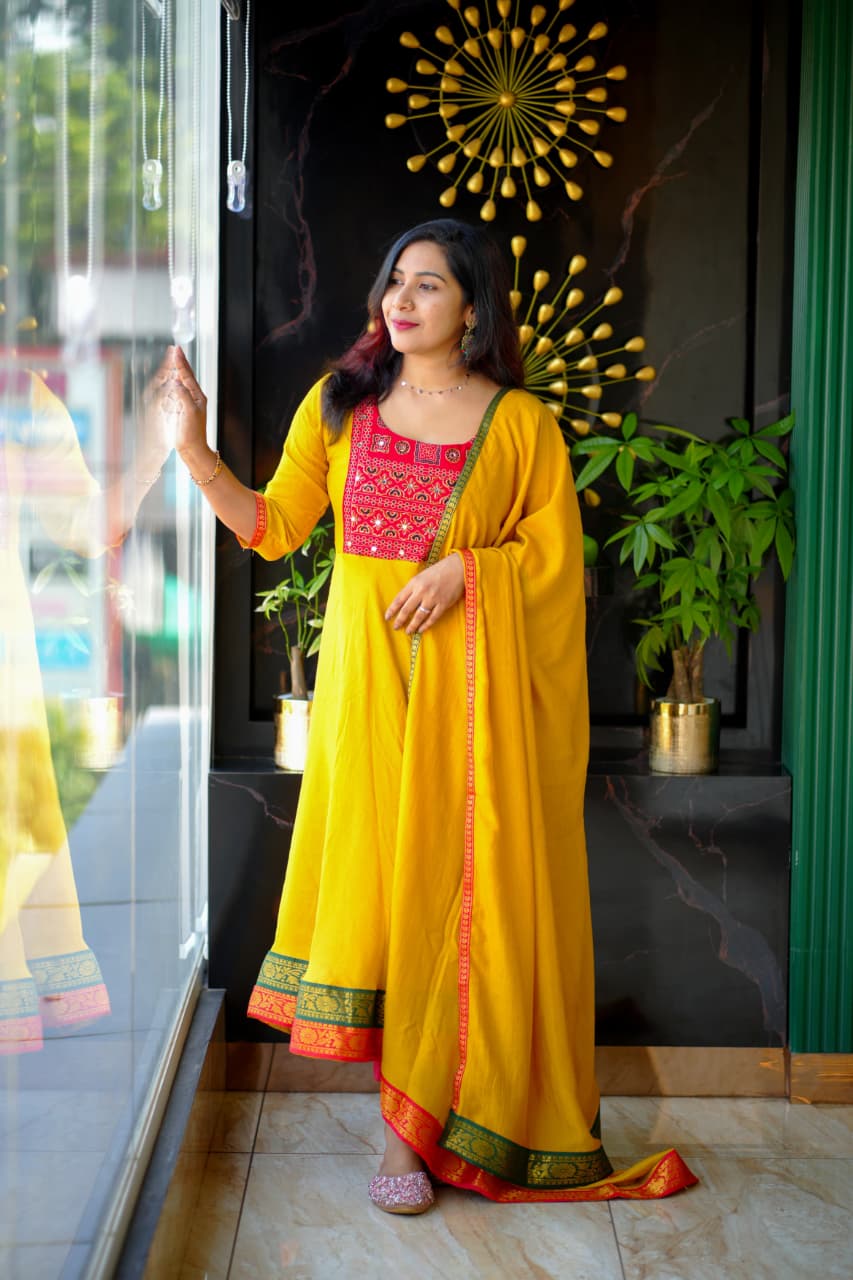 TWO PIECE SET