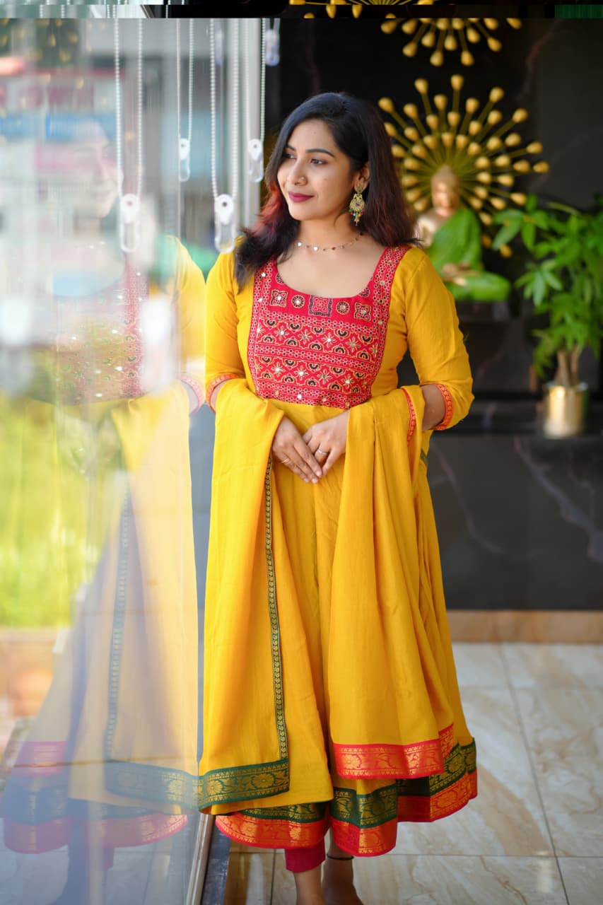 TWO PIECE SET