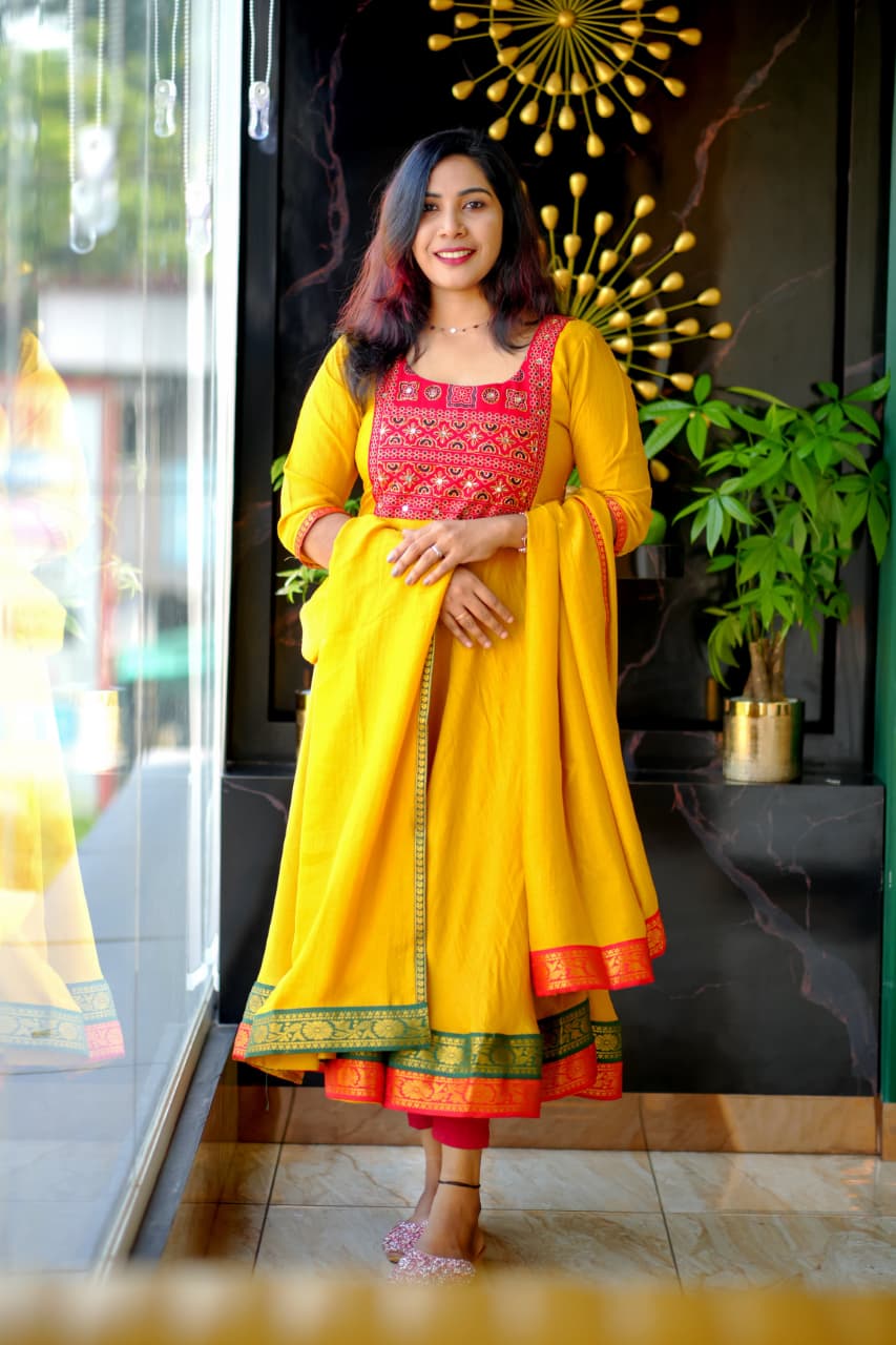TWO PIECE SET