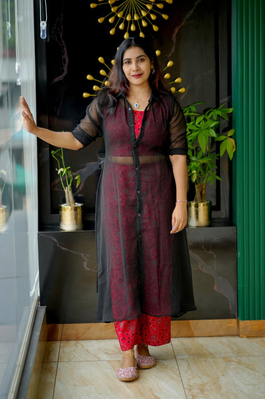 Elegant Mesh-Style Long Shirt with Printed Inner