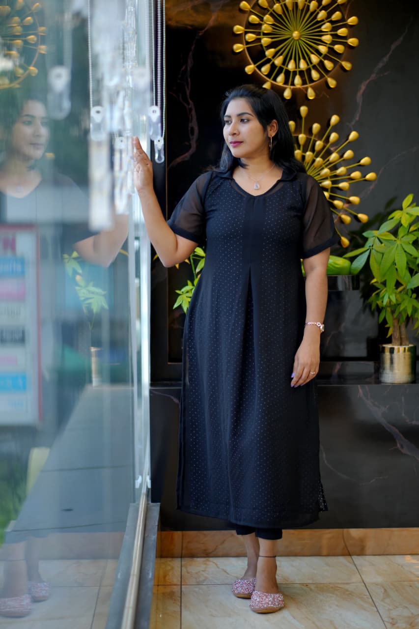 NAARIVASTRA TWO PIECE SET