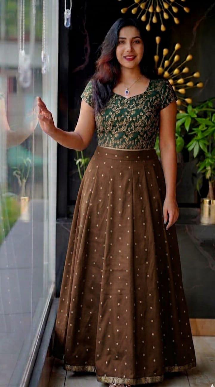 Elegant Ethnic Brocade Skirt and Crop Top Set with Golden Booti Work