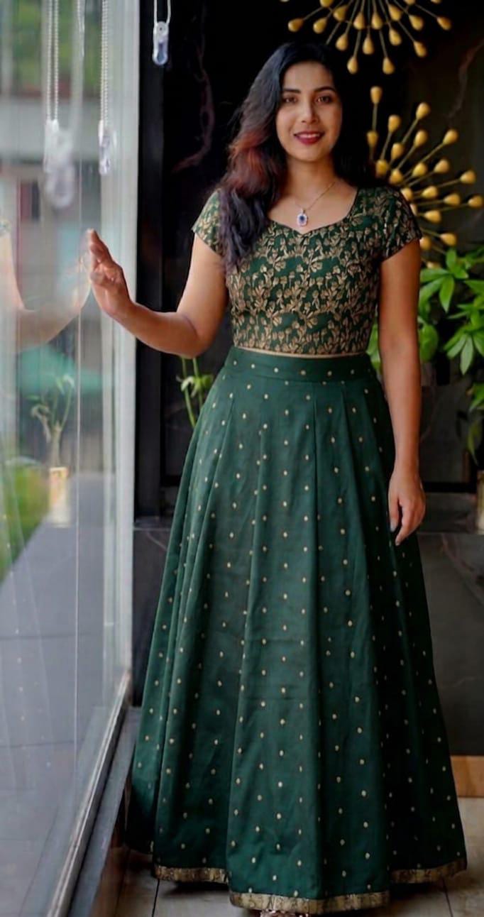 Elegant Ethnic Brocade Skirt and Crop Top Set with Golden Booti Work